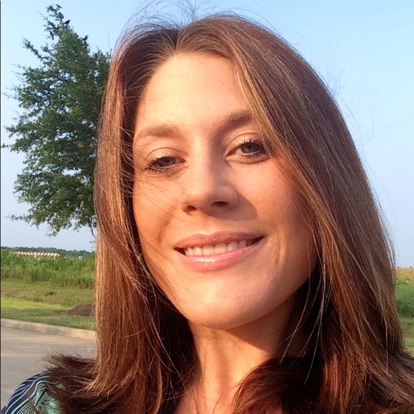 ❤️POSHMARK AMBASSADOR ❤️Pinot&Panache my Closet! - Picture 7 of 7